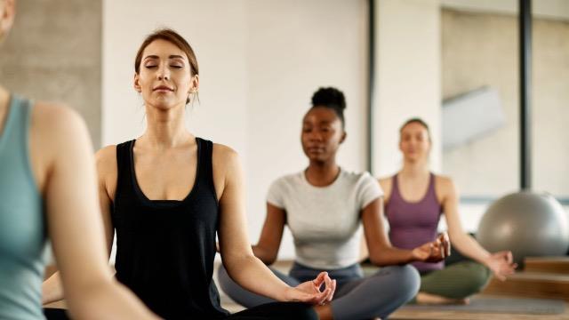 640px_360px_Yoga Class-2.jpeg